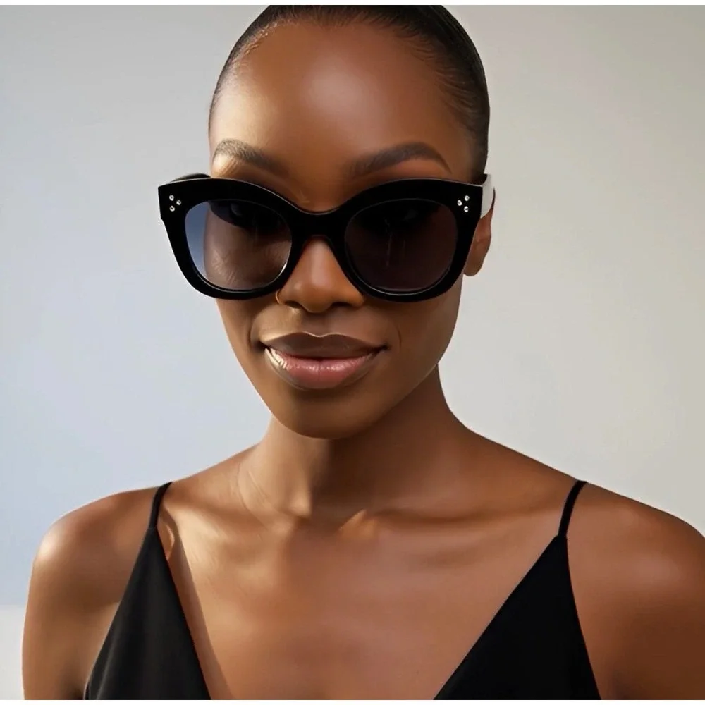 Black Oversized Cat Eye Sunglasses Gradient Smoke Lens‎ Silver Stud Accents NEW